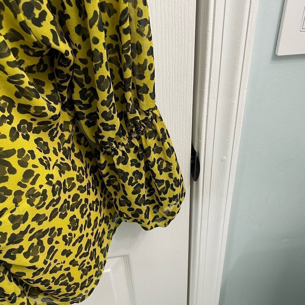 Sweet Pea New York & Company by Stacy Frati Animal Print Blouse - Picture 6 of 10